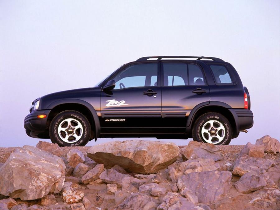  Chevrolet Tracker 1999 года  (фото 10 из 22)